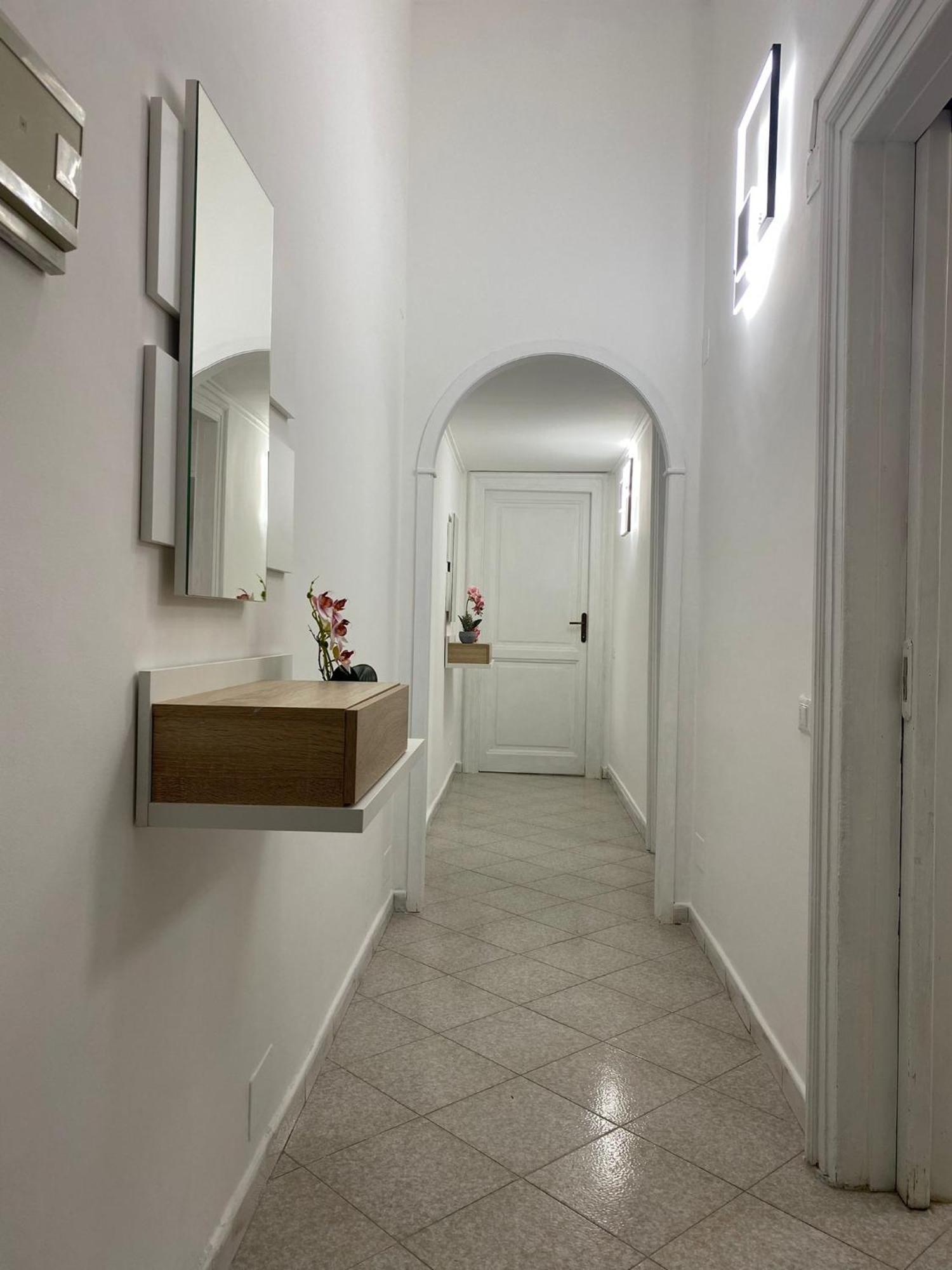 Robin 2 Apartment Rom